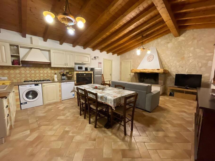 Villa Marci Con Piscina Privata A Nulvi Экстерьер фото